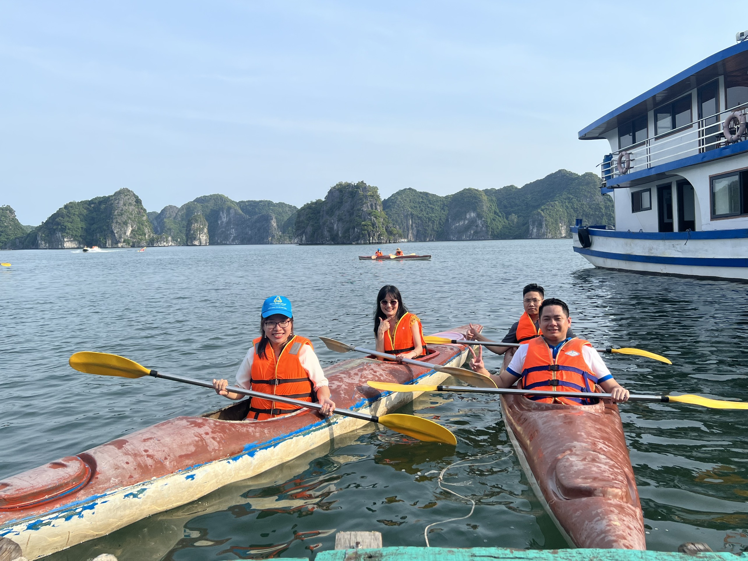 Dược phẩm Lĩnh Nam du lịch C&aacute;t B&agrave; h&egrave;  2022  - Đo&agrave;n kết tạo đ&agrave; bứt ph&aacute;