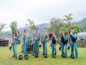 Bắn s&uacute;ng sơn c&ugrave;ng Dược phẩm Lĩnh Nam tại Anh Phat Resort