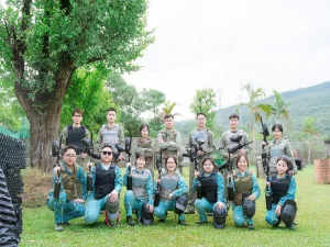 Bắn s&uacute;ng sơn c&ugrave;ng Dược phẩm Lĩnh Nam tại Anh Phat Resort