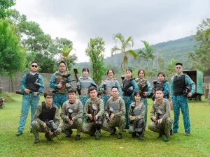 Bắn s&uacute;ng sơn c&ugrave;ng Dược phẩm Lĩnh Nam tại Anh Phat Resort